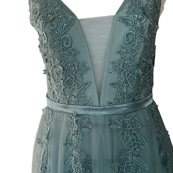 EVER❤️ PRETTY , Elegant Teal Evening Gown - Picture 5 of 8